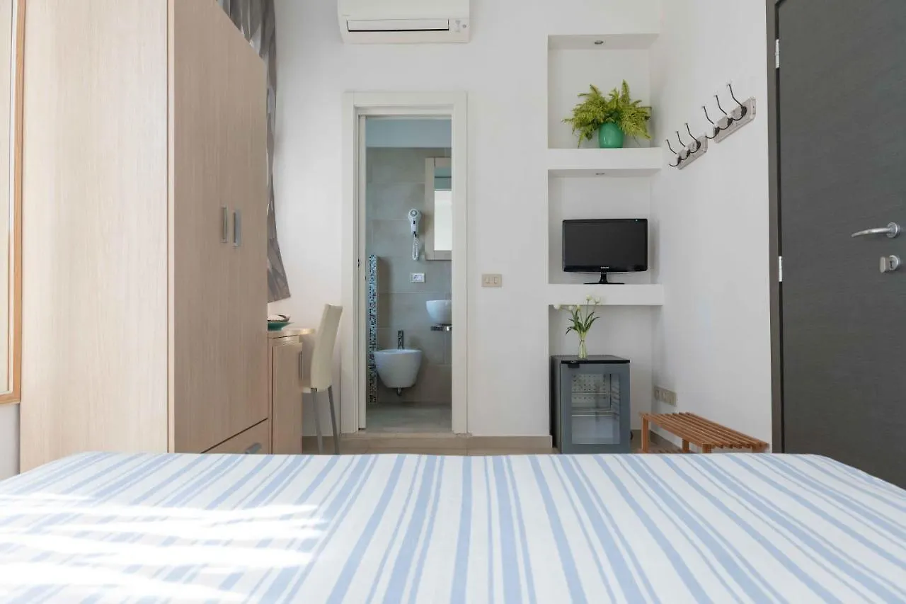 Hotel Raffaella Cervia Italia